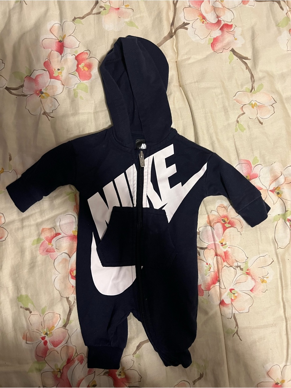 Baby Nike Black  & White Logo Hooded Bodysuit Newborn